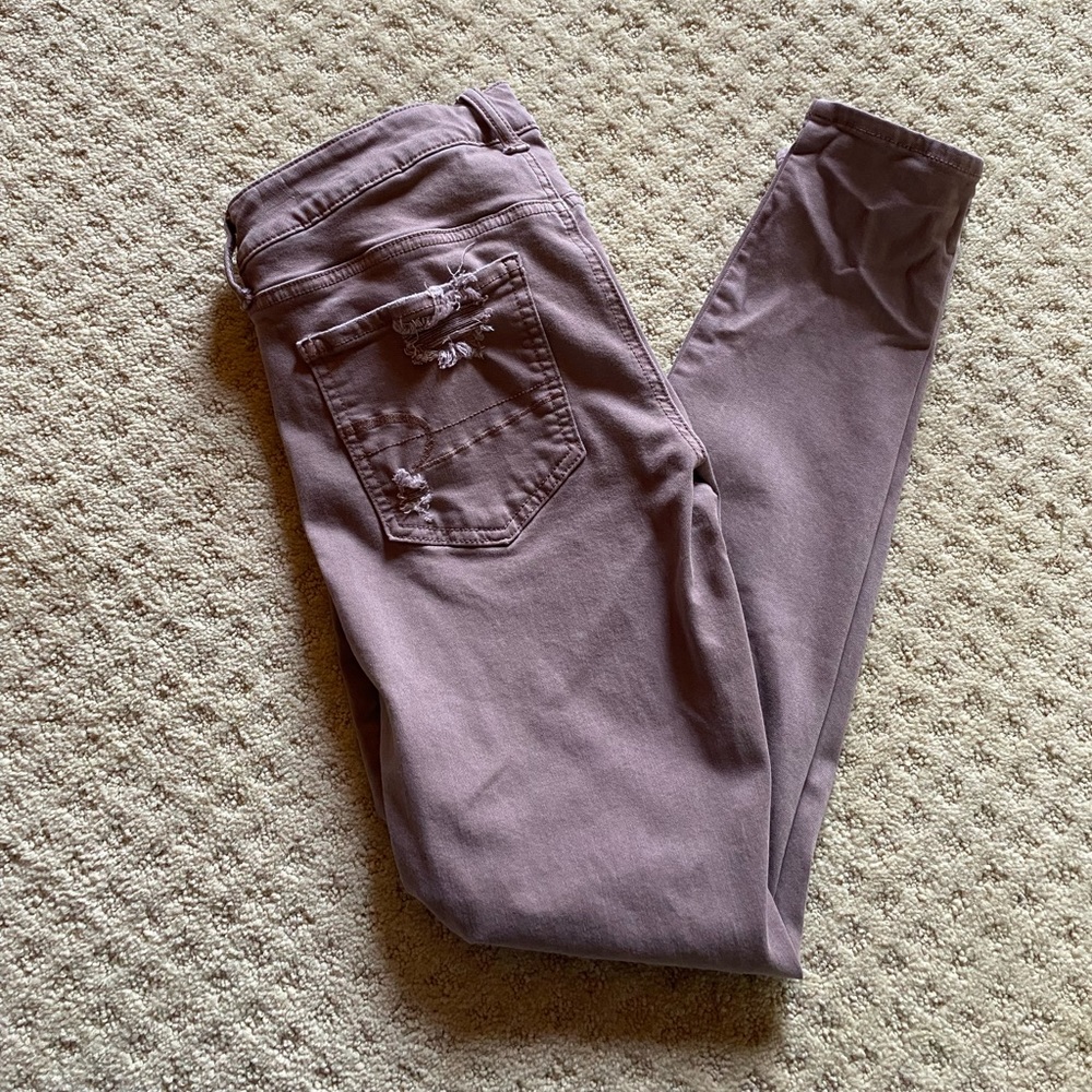 American Eagle distressed jeggings
